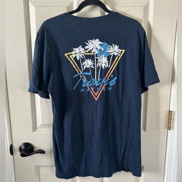 Travis Mathew Logo T-Shirt Blue Palm Trees Triangle Back Graphic Sz Medium Golf - Picture 10 of 16